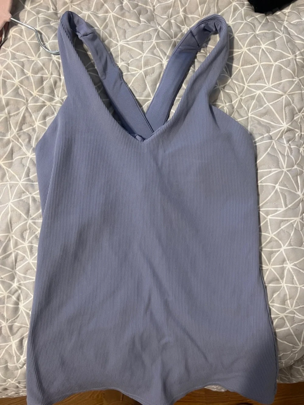 Alo Ribbed Tank Top - Picture 1 of 3